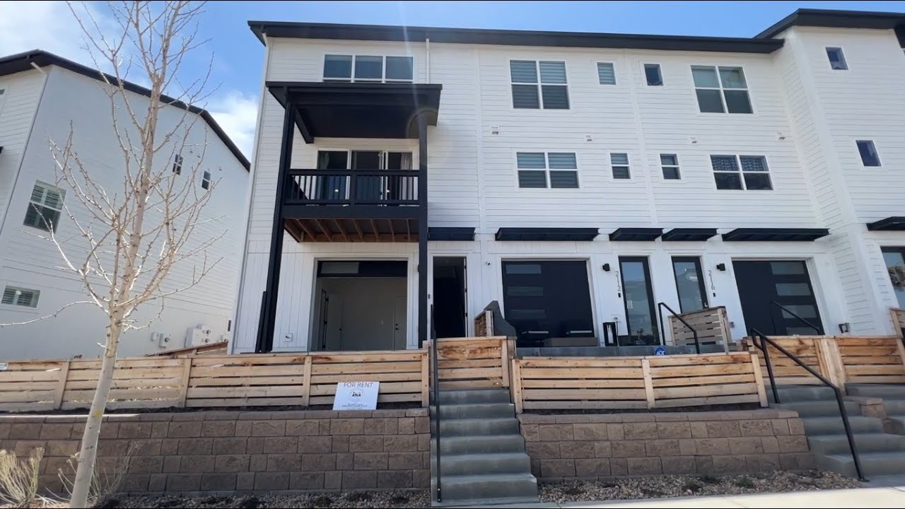 Broomfield Townhomes for Rent 2BR/3BA 2108 Alcott Way, by Broomfield