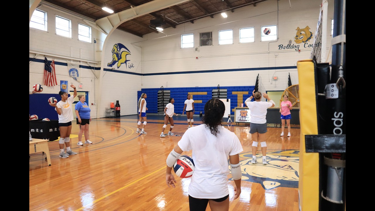 Fisk Volleyball Preview 26