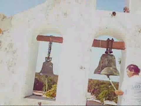 Iglesia de Tetiz, Repique de campanas al medio dia...