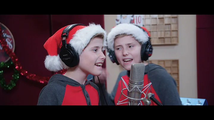 I Saw Mommy Kissing Santa Claus (Aidan & Connor Sh...