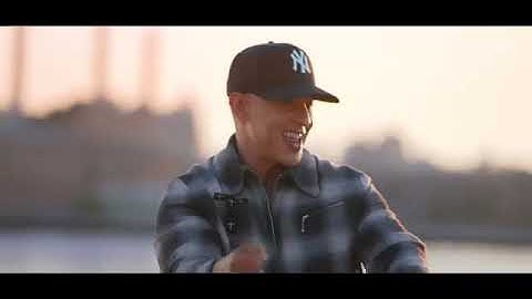 Dy- Sonriele (video official )