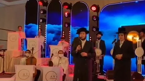 Mendy H. Band & Shira Choir ft. Motty Ilowitz & Motty Steinmetz - Live Bar Mitzvah