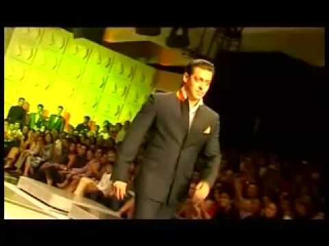 Watch how Salman Khan sizzled the Ramp