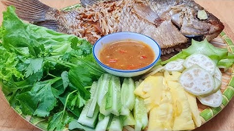 Cá tai tượng chiên xù bánh tráng giòn ngon