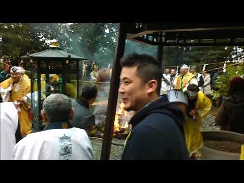 Fire walking at Fumonji 火渡り。普門寺 (岡山県真庭市) 2016-02-14