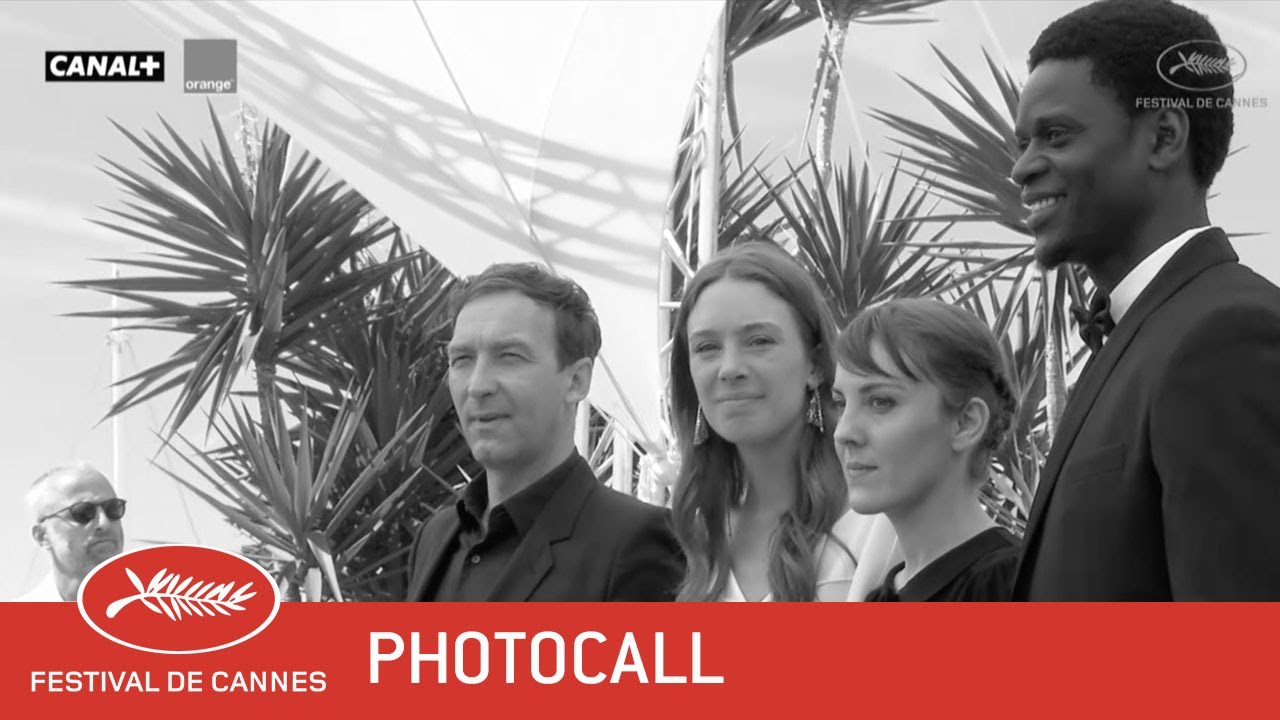 festival of lights JEUNE FEMME - Photocall - VF - Cannes 2017