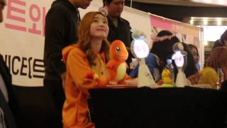DAHYUN SAYS HI!! [161204] TWICE 트와이스 TT FANSIGN EVENT @ IFC MALL, YEOUIDO
