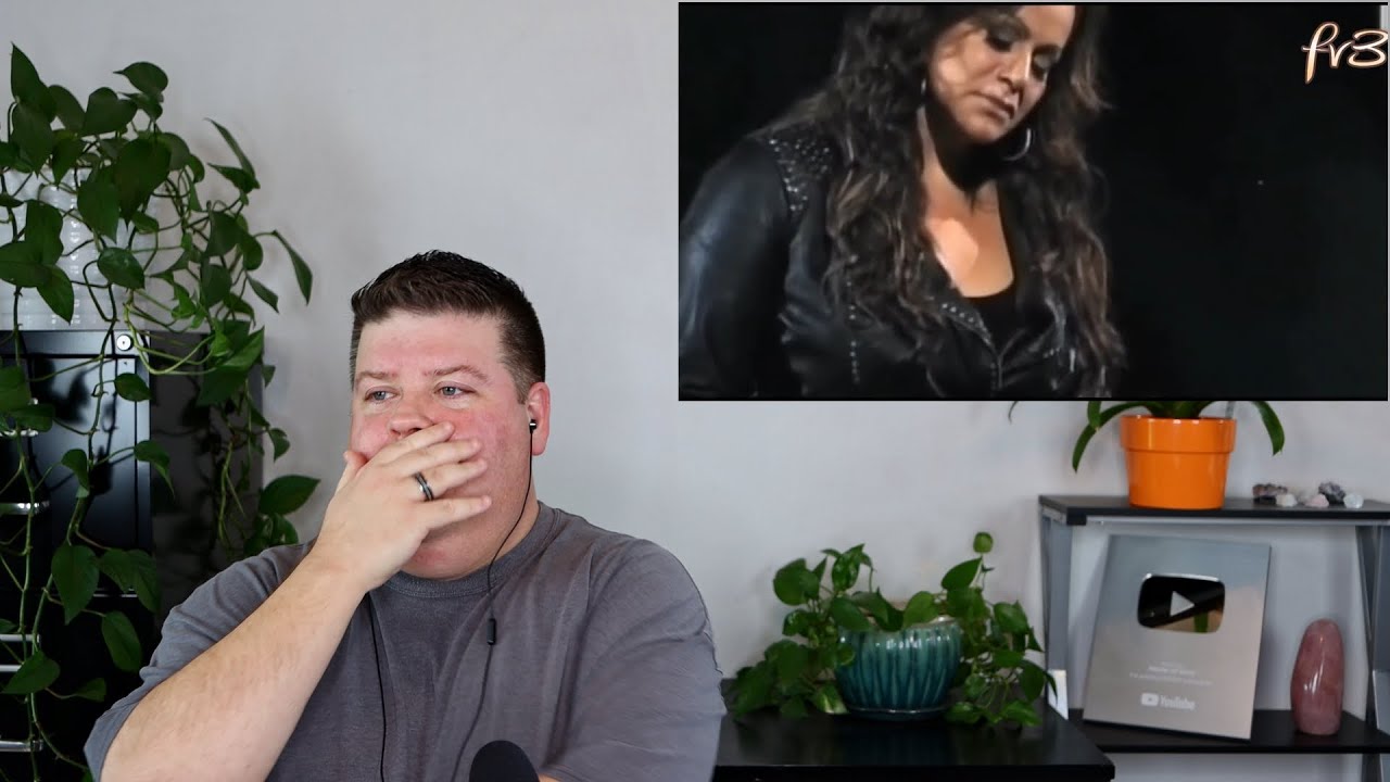 Voice Teacher Reacts to Jenni Rivera - Paloma Negra