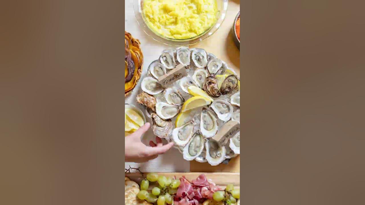 Discover the Best PEI Oysters in Charleston, SC at CudaCo. Seafood House! 