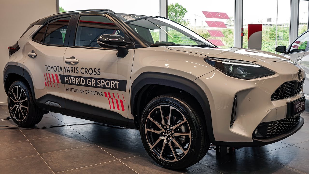 NEW Toyota Yaris Cross GR Sport (2023) - Interior and Exterior