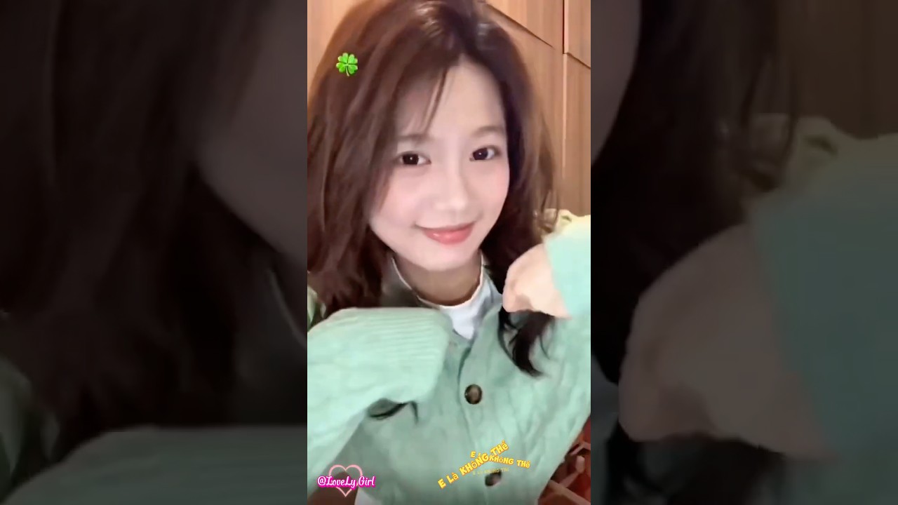 Gái Xinh Nhảy Cực Cuốn 😍 Body Đỉnh Cao | LoveLy Girl #shorts