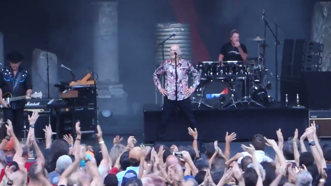 Midnight Oil - Put Down that Weapon & Read About It  NUITS DE FOURVIÈRE, Grand Théâtre, Lyon14/07/22