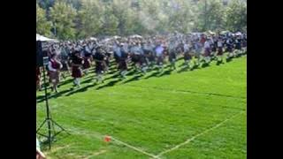 700 Pipers and Drummers in Calgary