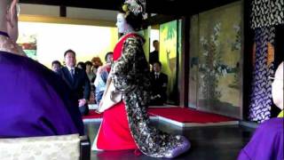 京都宝鏡寺「人形供養祭」島原太夫 奉納の舞 2011年 Kimono Dance 京都宝鏡寺「人形供養祭」島原太夫 奉納の舞 2011年 Kimono Dance
