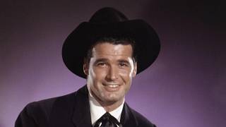😱 James Garner The Boy Called “Louise” Who Conquered Hollywood