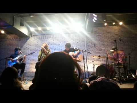 Gate Flowers - 기억의 틈 (Acoustic Ver.) 20140112 @ Bunker 1