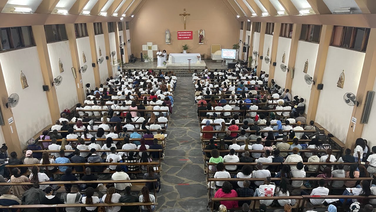 Como é bom, esperar em ti - Adoração ao Santíssimo - Paróquia São Gabriel Arcanjo da Matola