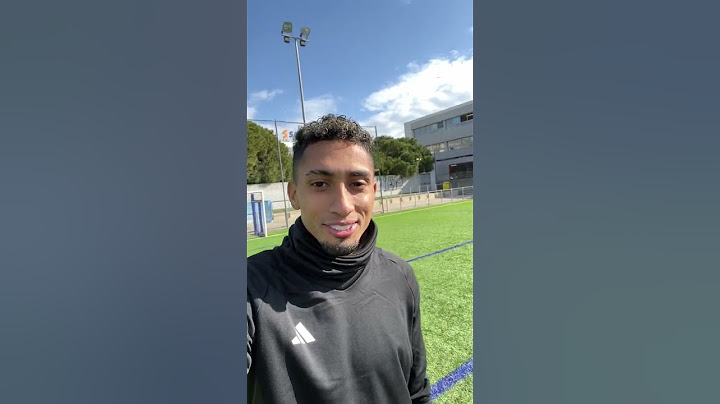 Le paso el móvil…📲 Versión Barça! #shorts #futbol #humor