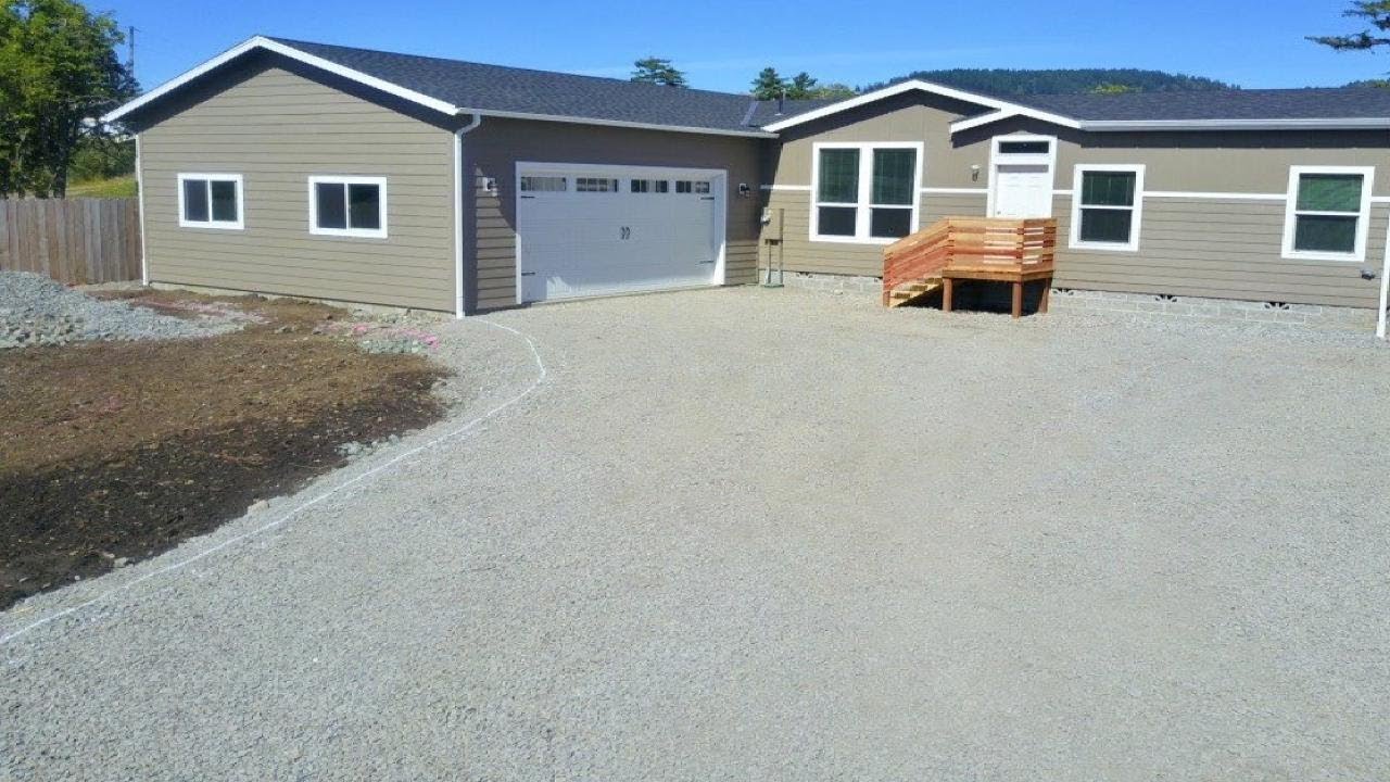 218 COVE RD, Brookings, OR Presented by Jude Hodge.