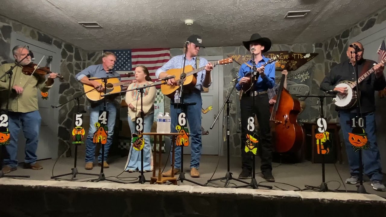 The Collins Family Band with "Room At The Top Of The Stairs," Live at Everett's Music Barn
