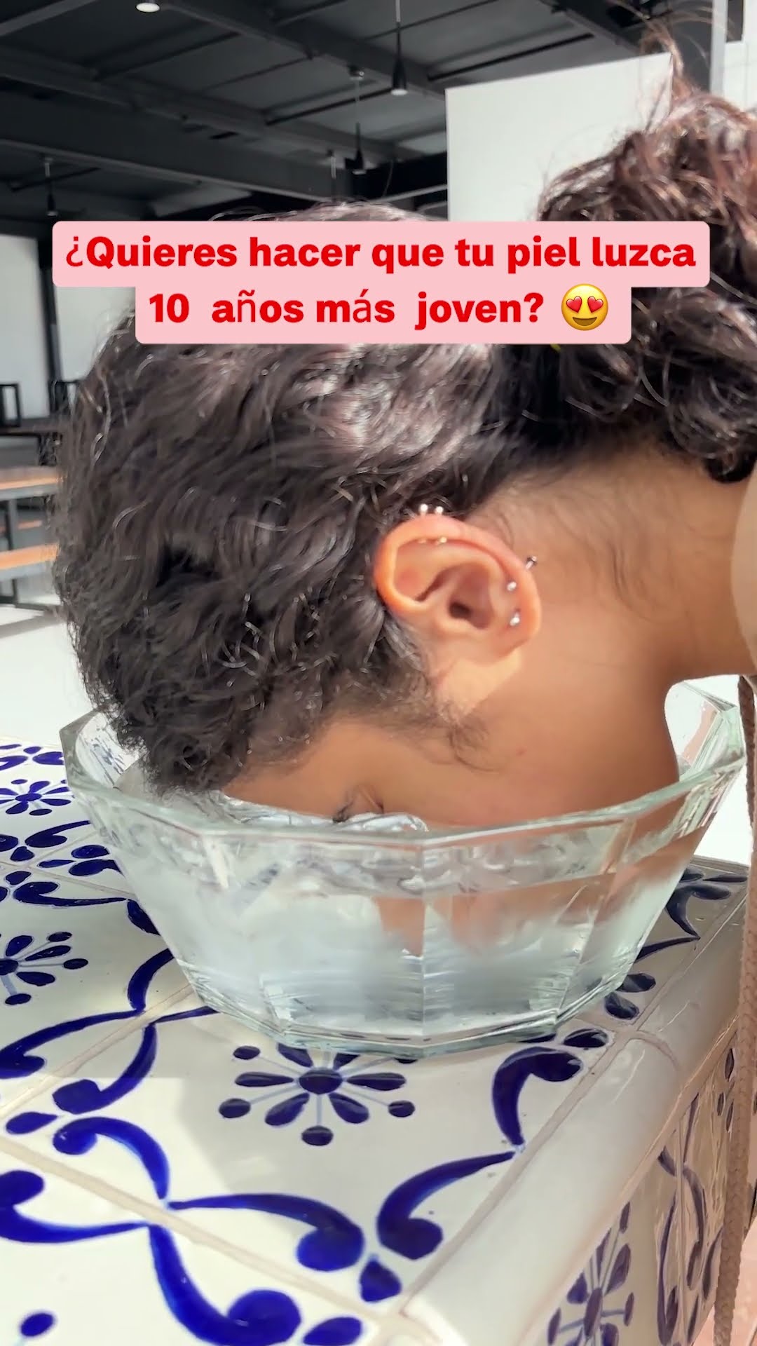 Consejo de belleza para una piel más joven