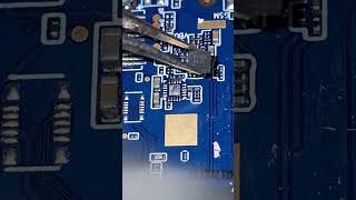 How to Remove a Microchip from PCB