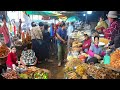 Cambodian Countryside Street Food In The Rain - Khmer Yummy Foods @ Oudong Hillside