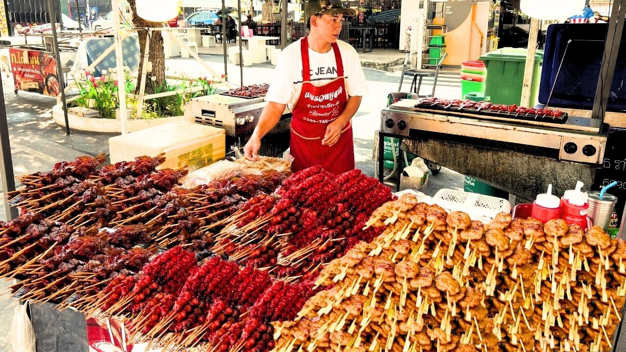 Sold Out Fast ! 0.30$ Chicken and Pork Grilling by Hardworking Asian Master Chef | Thai Street Food