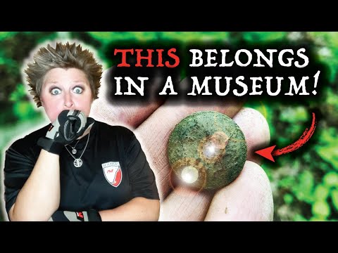 THIS Belongs In a MUSEUM! It's UNBELIEVABLE What You Can Find Metal Detecting In The Woods!