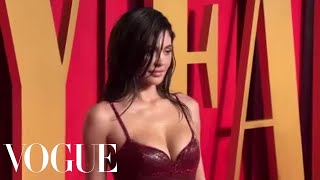 Kylie & Kendall Jenner Arrive At The Vanity Fair Oscar Party