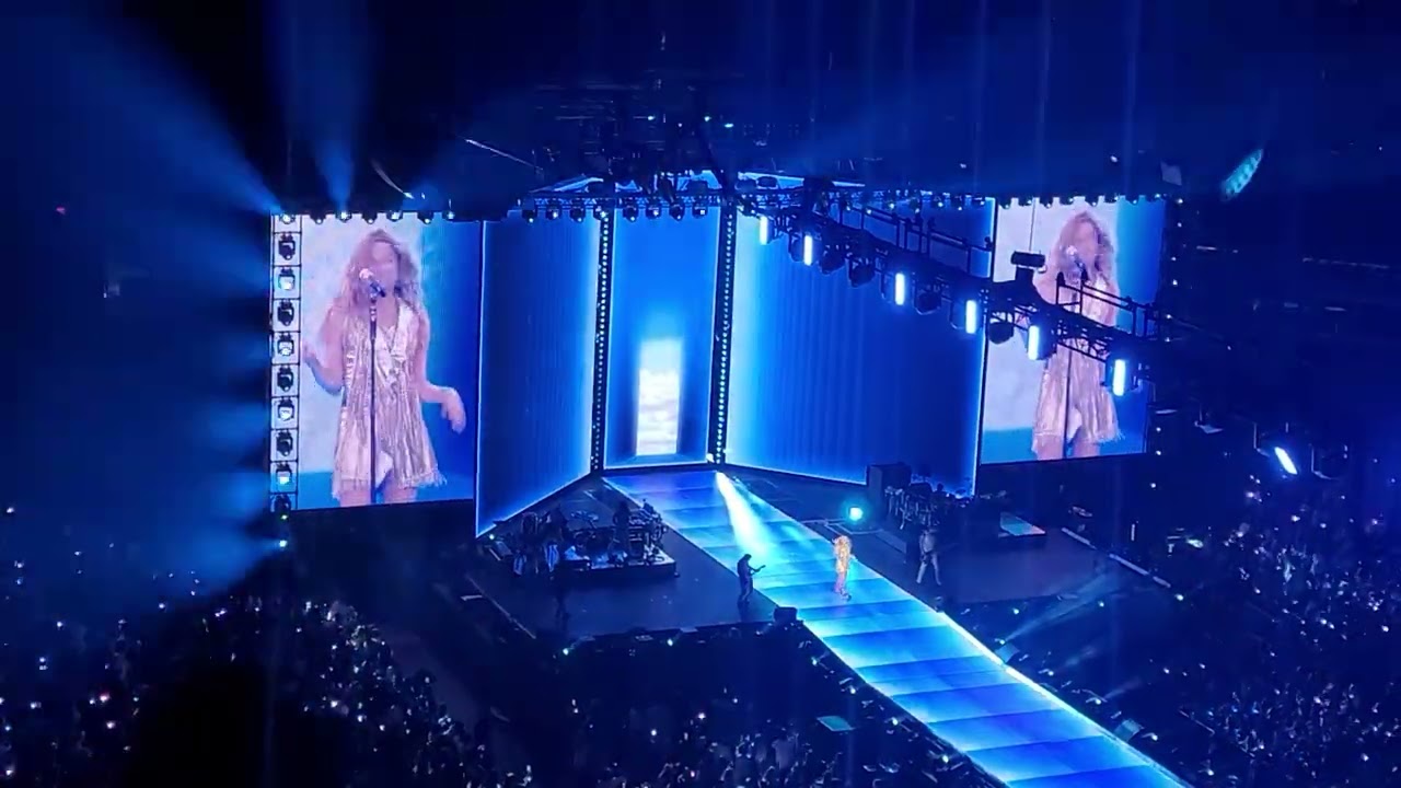 Shakira Live 6-22-25- Phoenix AZ 