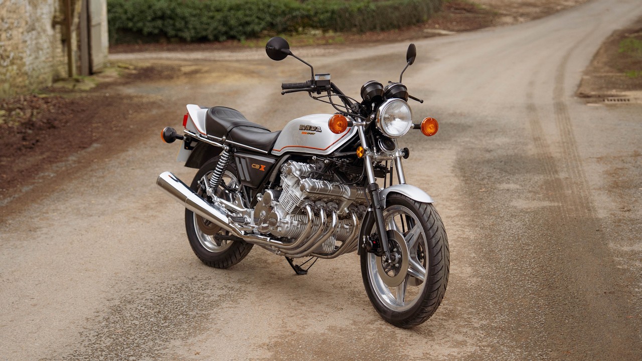 The craziest bike Honda ever made!? (Honda CBX1000 6 cylinder icon