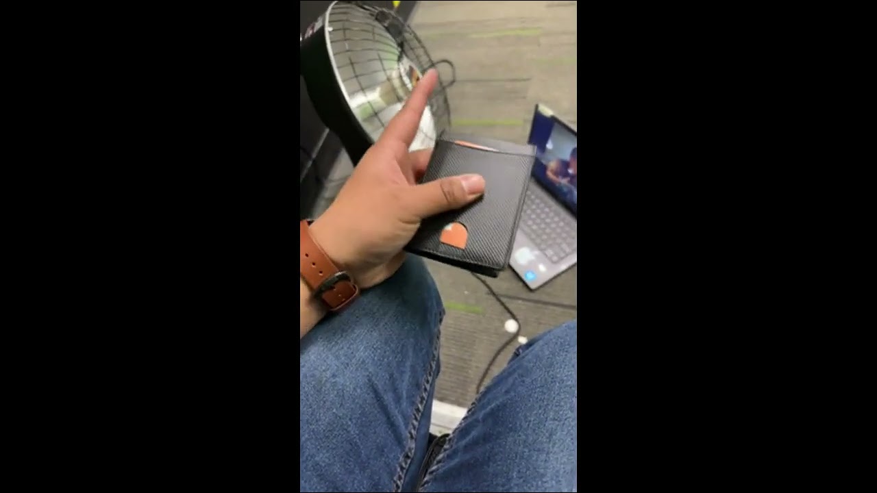 Review RUNBOX Red Wallet for Men Slim with 11 Credit Card Slots Leather Money Clip RFID Blocking Thi