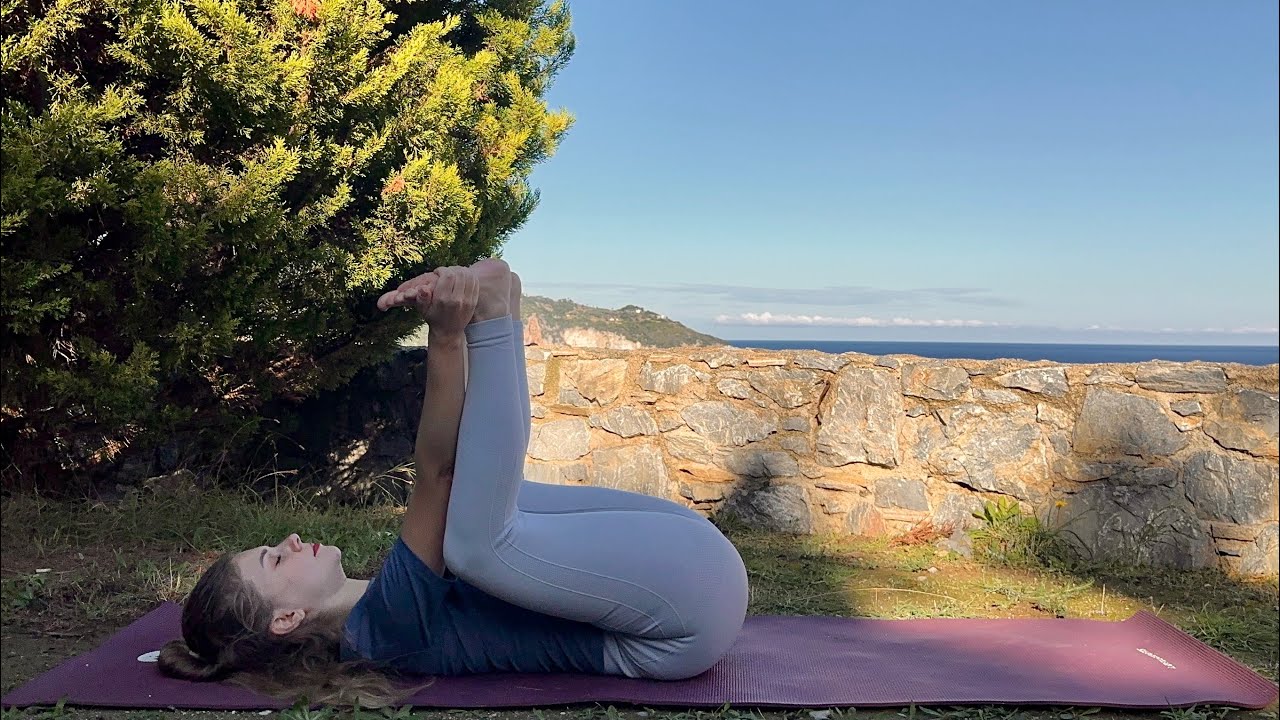 Day 1 - 15 Min Hip Opening Yoga ♡ Release Tight Hips, Beginner Friendly ...