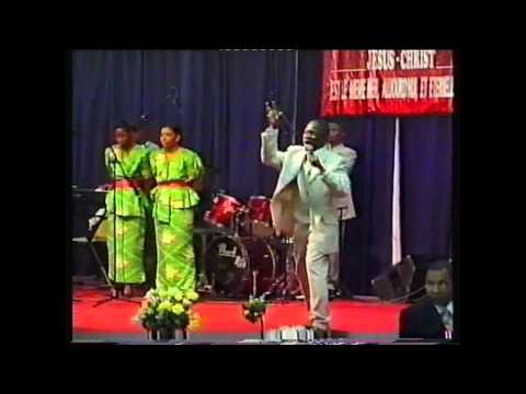 La guérison divine (Kacou Séverin - Paris - 2000)  Part 1/2