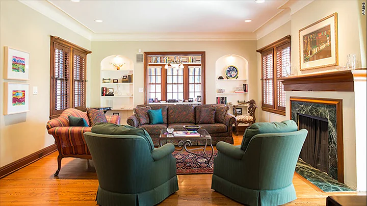 Warren Buffett House inside