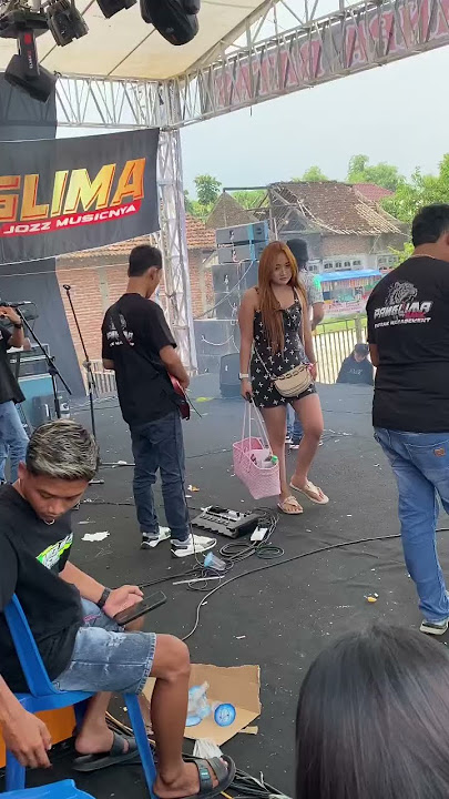 Liring ayunda baru datang
