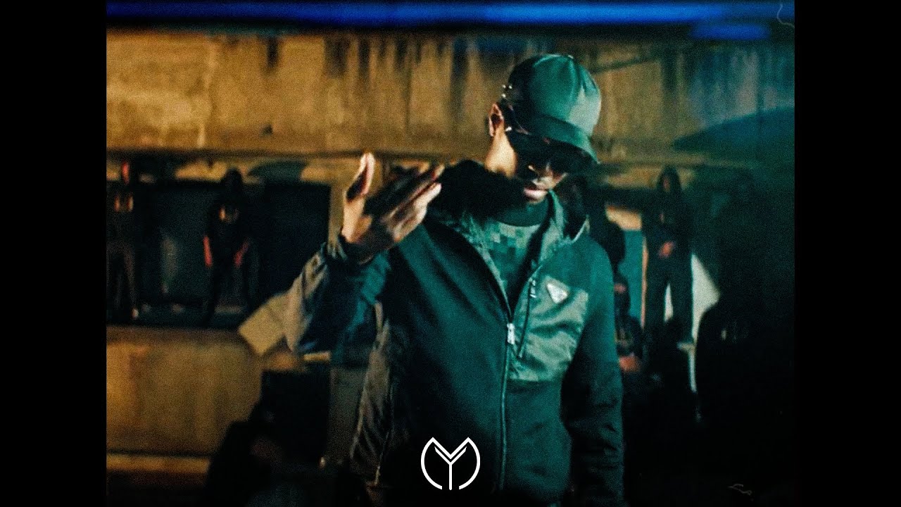 Werenoi x Barbe Noire x 2 mètres Type Beat - 