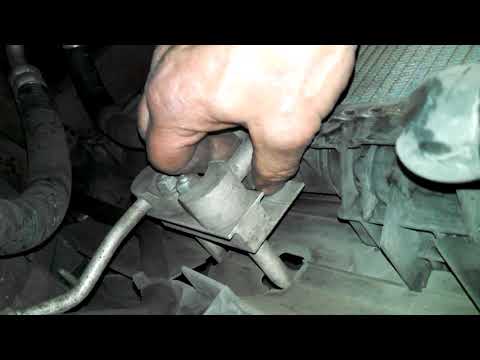 radiator-replacement-2008-dodge-grand-caravan.-how-to-install-or-replace-radiator