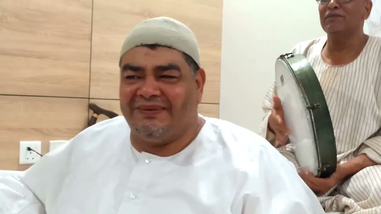 قصيدة : ارح الفؤاد برؤيتك يا زمزم وادم الشهود ومدحكم بترنم * من اعظم بقاع الارض مع الحبيب المنتصر