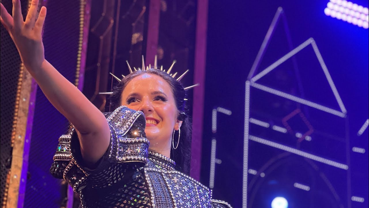 Megasix - Six the Musical - Harriet Aragon, Leesa Boleyn, Monique Cleves, Danielle Howard, Esme Parr