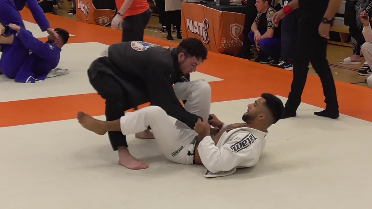 Akhil Bist vs Louis McGill  - Grappling Industries London 2020 - Brown Adult