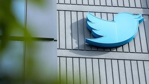 Twitter down globally as thousands of users complain of issues with microblogging website, app