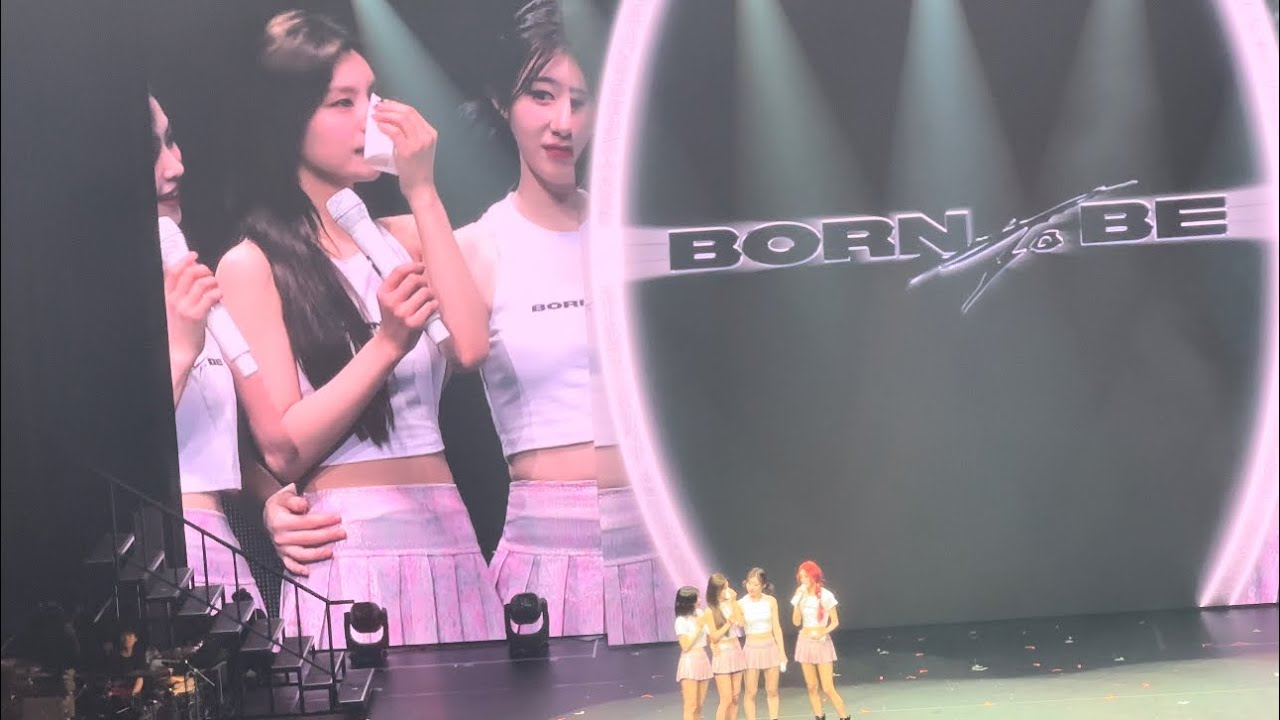 - ITZY SYDNEY (4K) - YEJI CRIES AT CONCERT (ITZY 2ND WORLD TOUR)