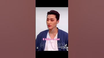 Yunho knows his priorities haha 🤣#San #Ateez #Yunho