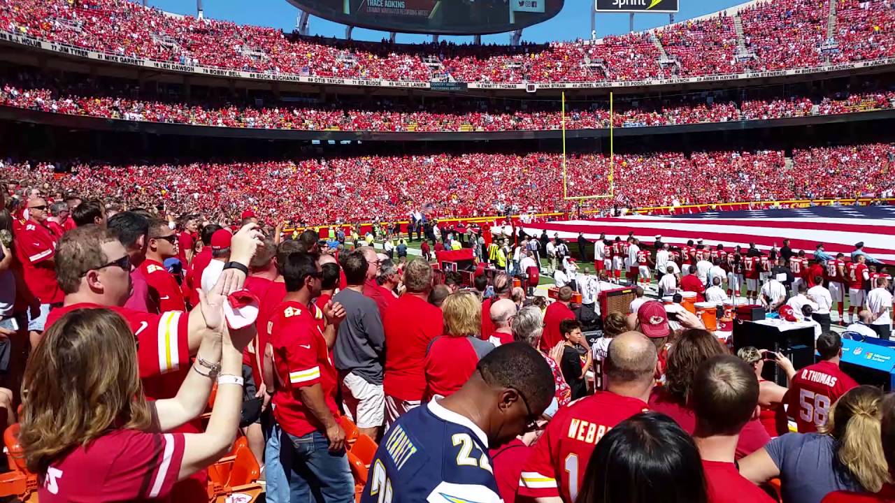 Chiefs vs Chargers National anthem & flyover - YouTube