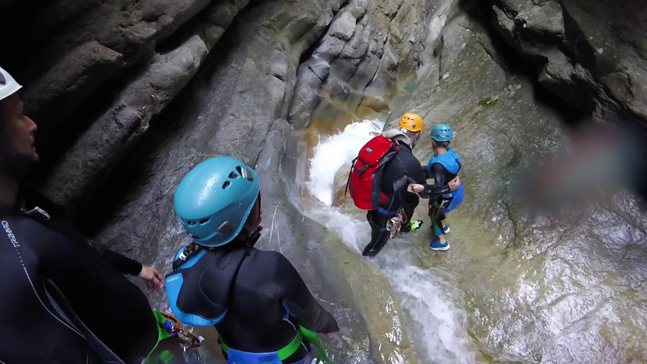 Initiation canyoning à Nice dans Cramassouri - Alpes Maritimes - French riviera