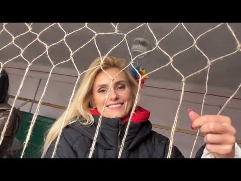 Ірина Федишин - плетем сітки для військовий