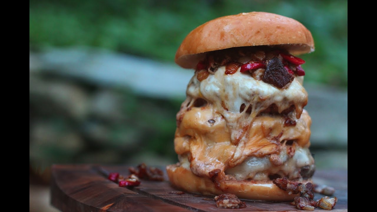 PERFECT BURGER| 25CM | The Ultimate Cheese Burger - YouTube