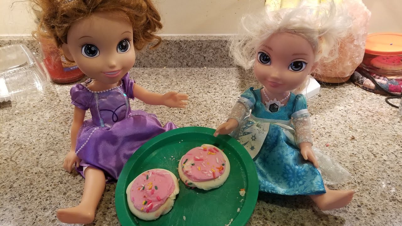 Elsia and Annia Sneak Cookies and Fall Down -Doctors Visit - Injured Doll - YouTube